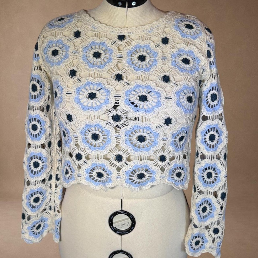 Crochet Floral Crop Top Blue White Y2K Boho Fairycore